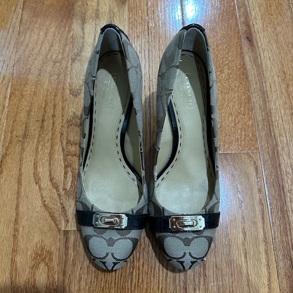 Coach kitten heels